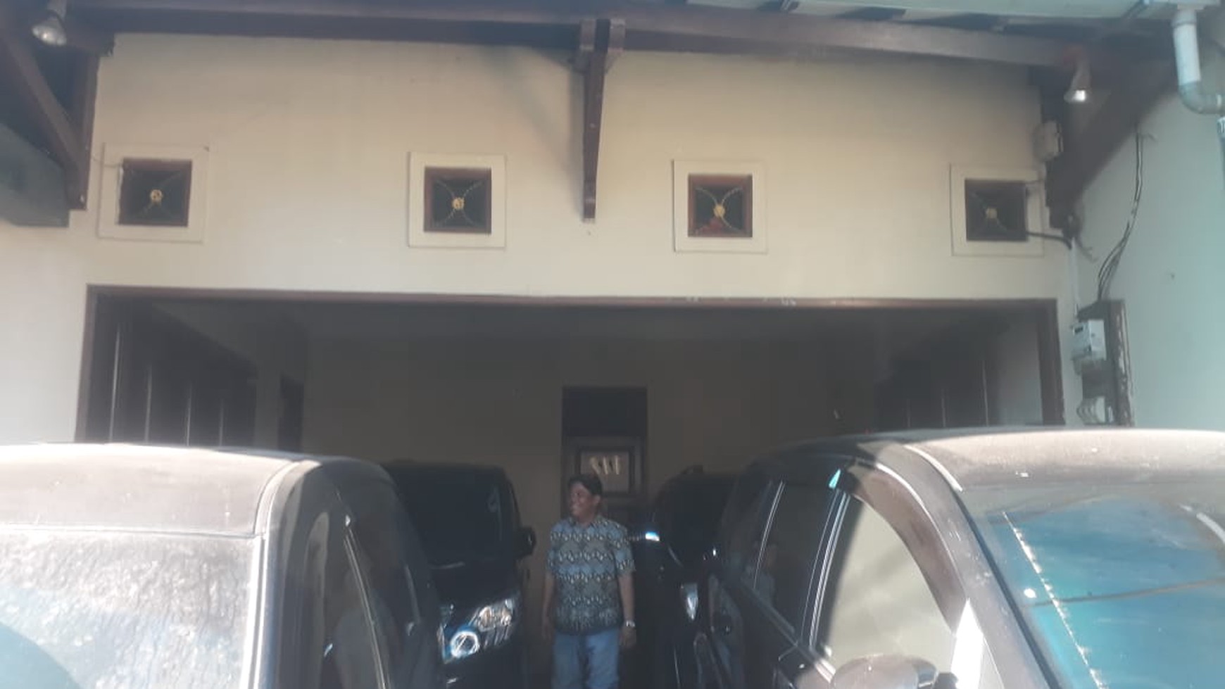 DIJUAL RUMAH JL CIOMAS KEBAYORAN BARU JAKARTA SELATAN