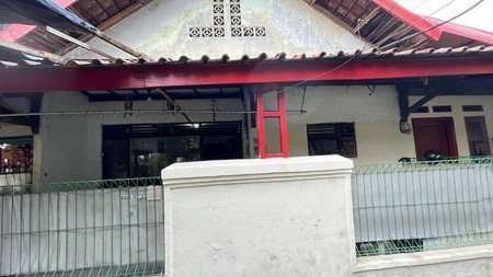 Rumah Lokasi Strategis dan Terdapat 1 Pintu Kontrakan @Ulujami