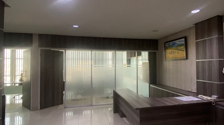 Dijual Gedung Perkantoran Strategis dan Siap Pakai @Pondok Pinang