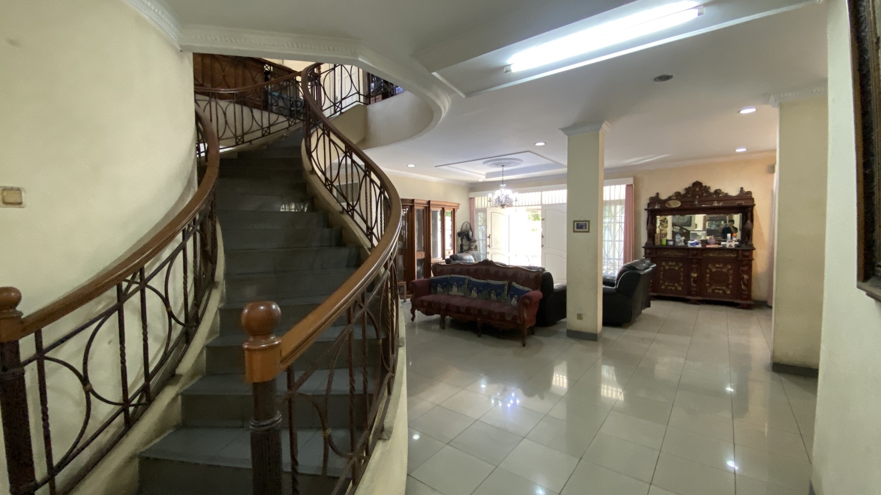 Rumah Hitung Tanah Area Cipete