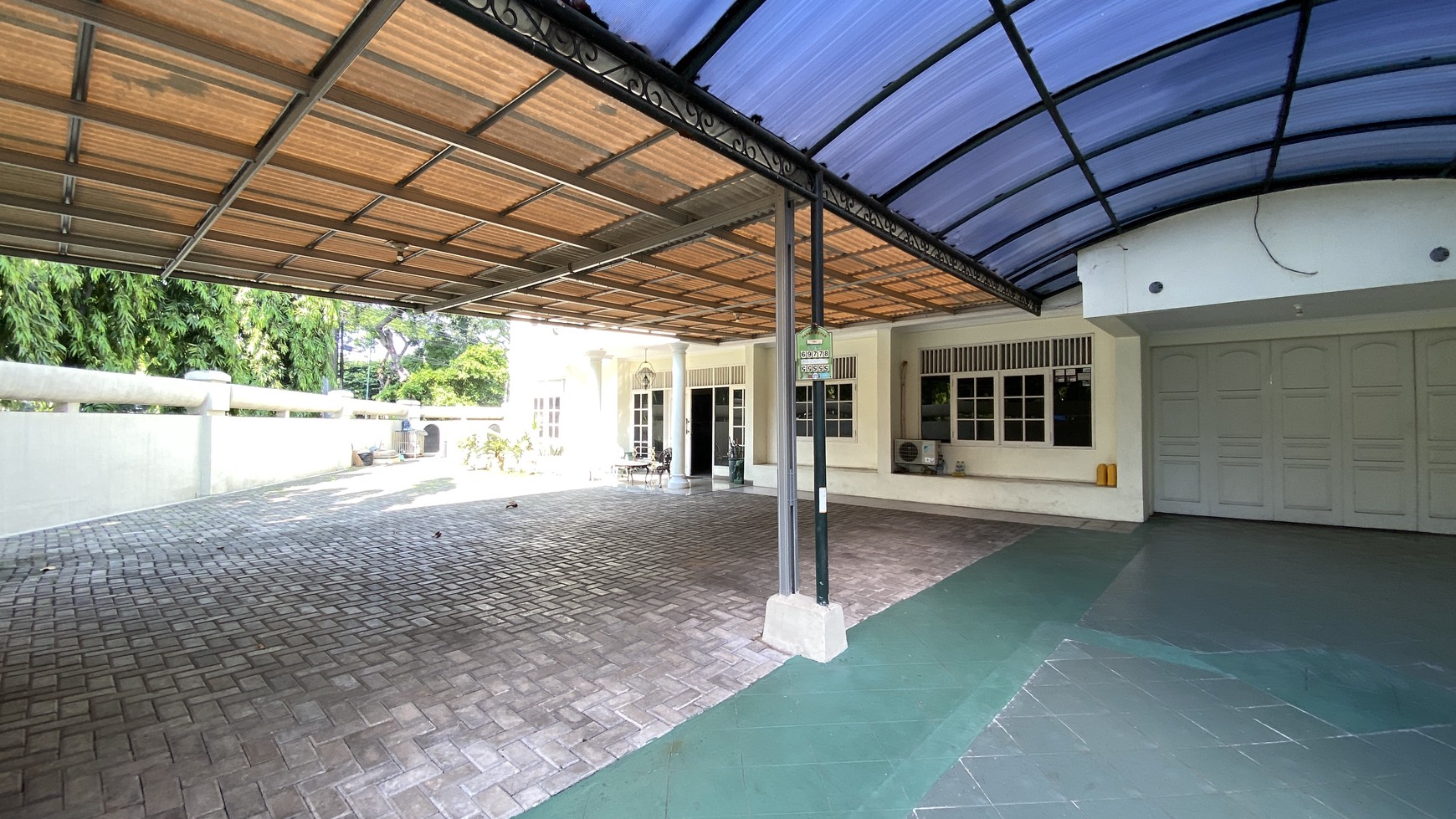 Rumah Hitung Tanah Area Cipete