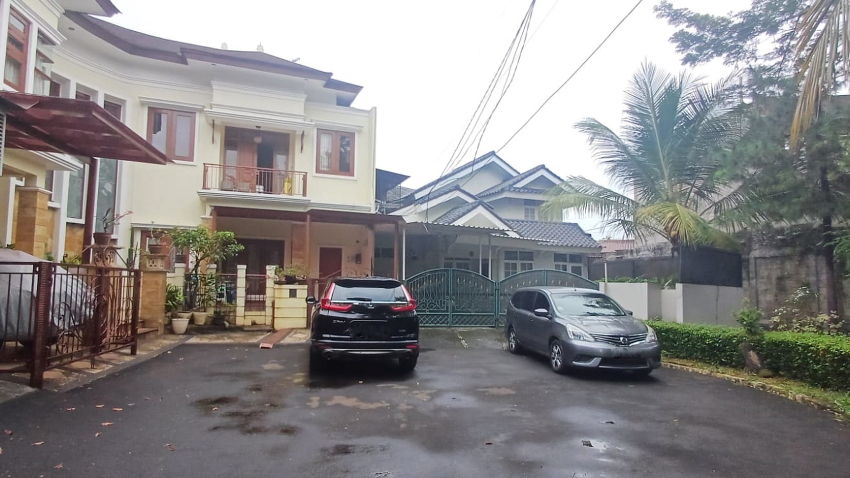 Disewakan Rumah Siap Huni Depan Taman dan Strategis @Bintaro Sektor 9