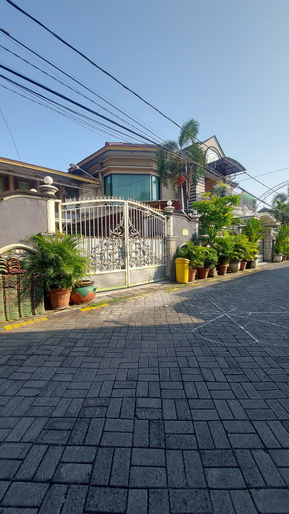 Sewa Rumah Luas Termurah di surabaya 