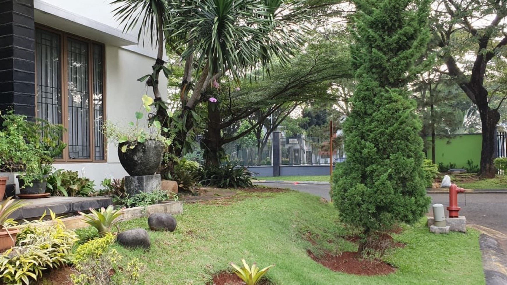 Rumah Dalam cluster di Bintaro Jaya 9