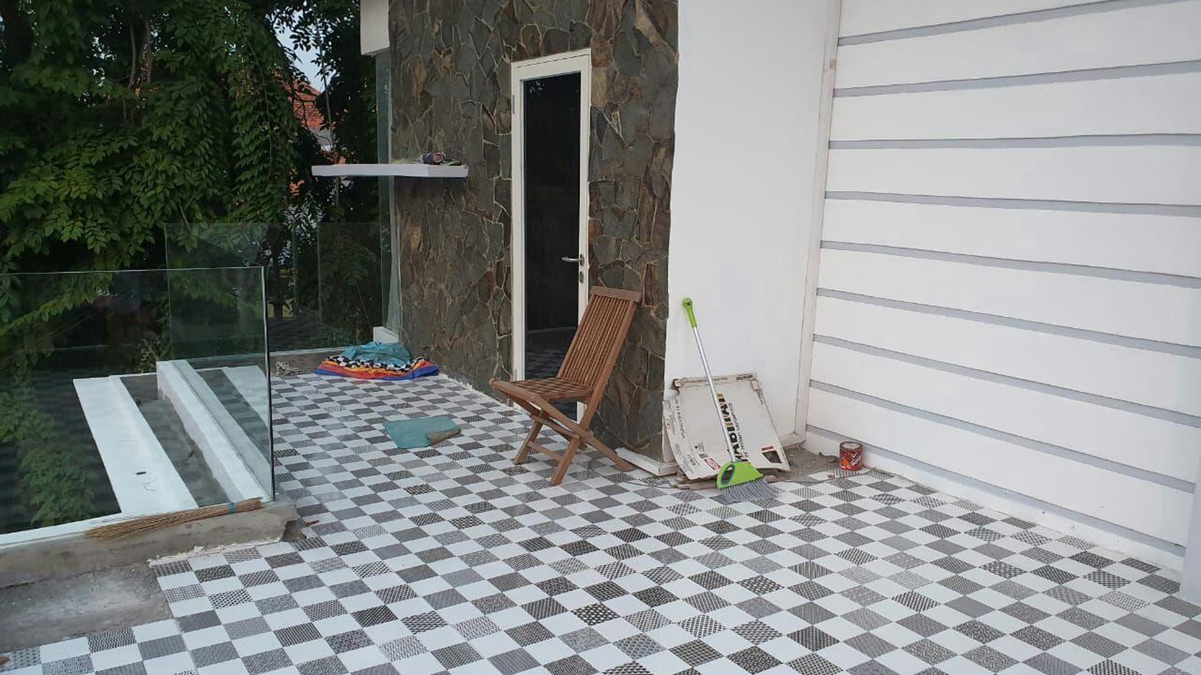 Dijual / Disewa Rumah siap huni Rungkut Asri Utara