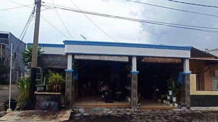 RUMAH RUNGKUT SURABAYA TIMUR (HOOK, NGANTONG)