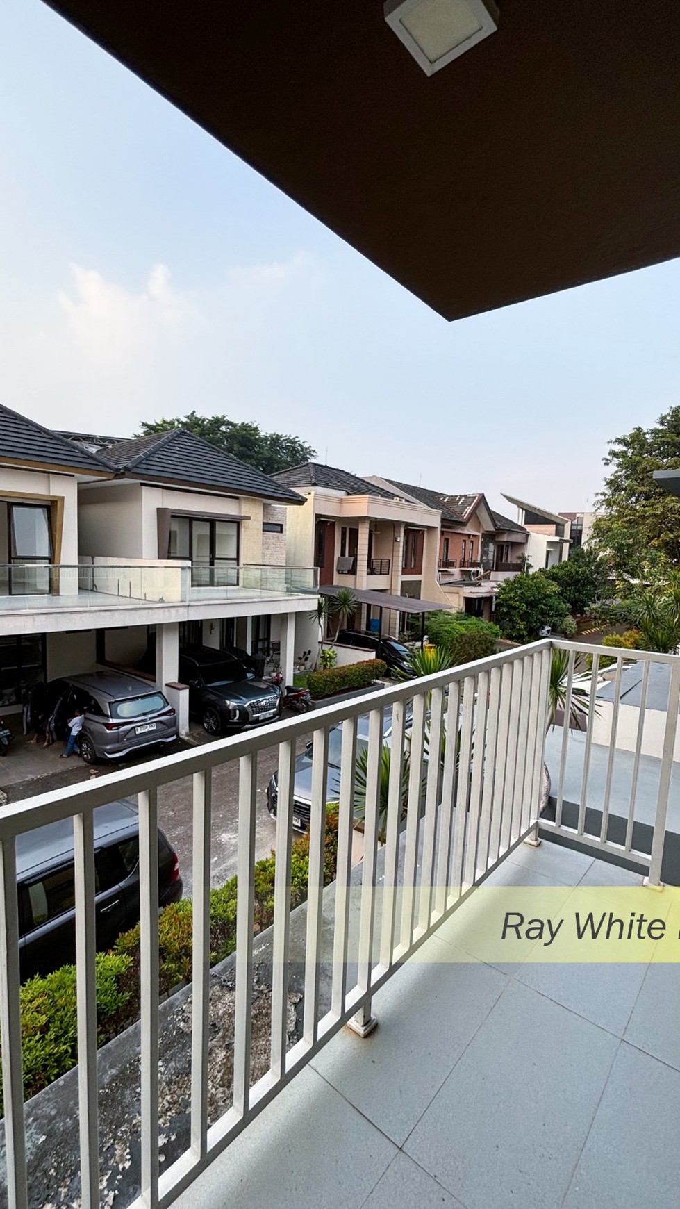 RUMAH BRAND NEW MINIMALIS DI BINTARO JAYA SEKTOR 9, TANGERANG SELATAN