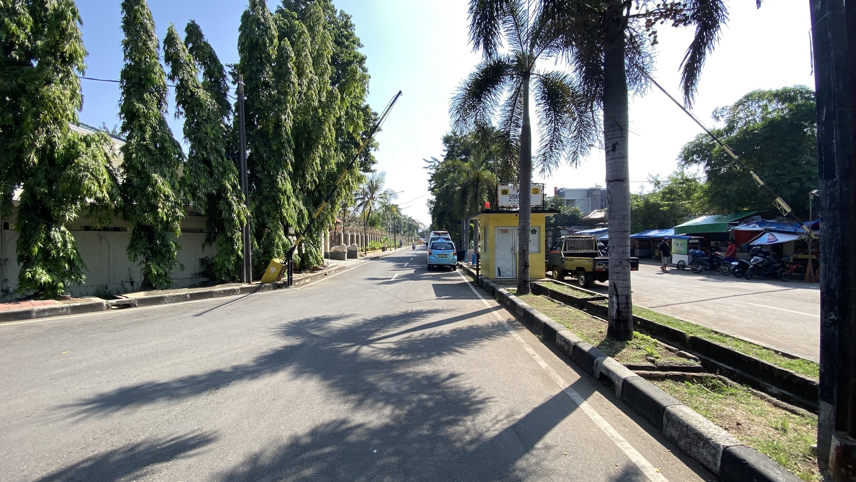 Rumah cocok untuk ruang usaha atau kantor, di jalan kolonel sugiono, jakarta timur