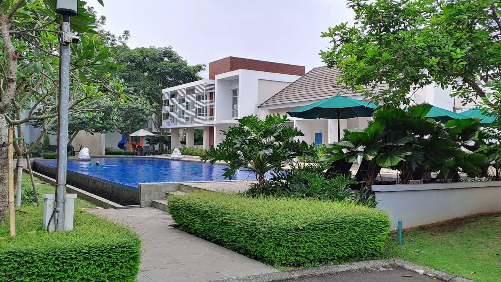 Rumah Hitung Tanah Area Cipete