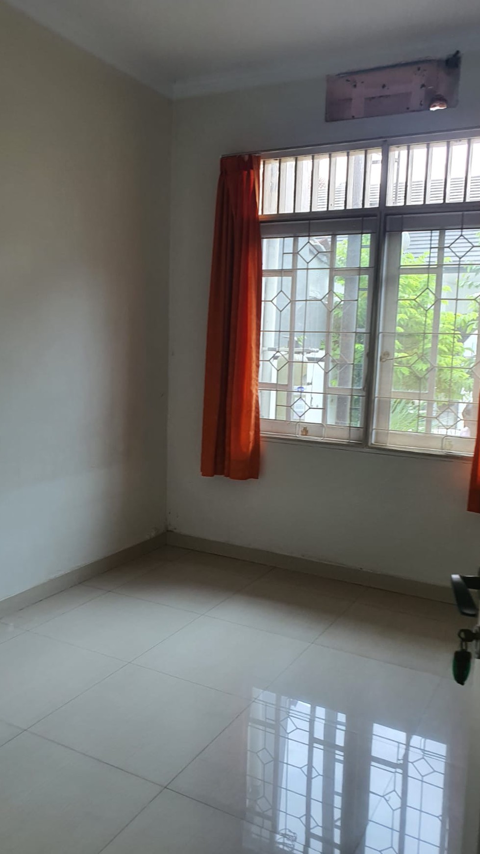 Dijual Rumah siap Huni dikawasan Lippo Karawaci Tangerang, dengan Harga Menarik