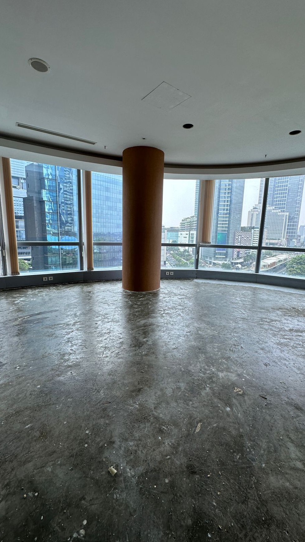 Dijual Office space di The City Tower - Thamrin - Jakarta Pusat