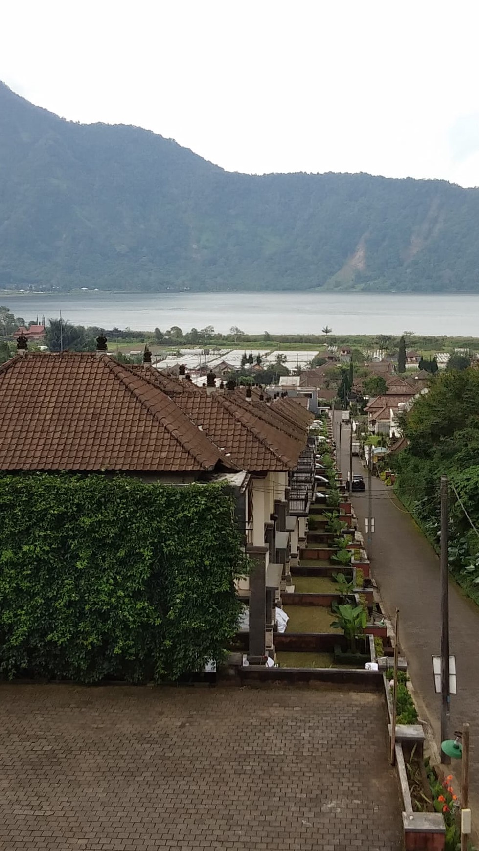 Dijual 1 Ha Hotel Villa Bedugul Bali - Best View - Strategis Lokasi Bagus - Aktif Operasional - Full Furnished