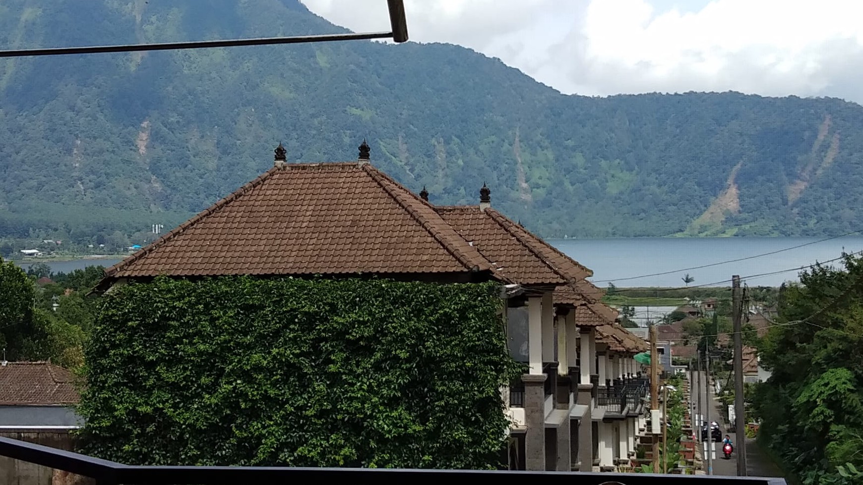 Dijual 1 Ha Hotel Villa Bedugul Bali - Best View - Strategis Lokasi Bagus - Aktif Operasional - Full Furnished