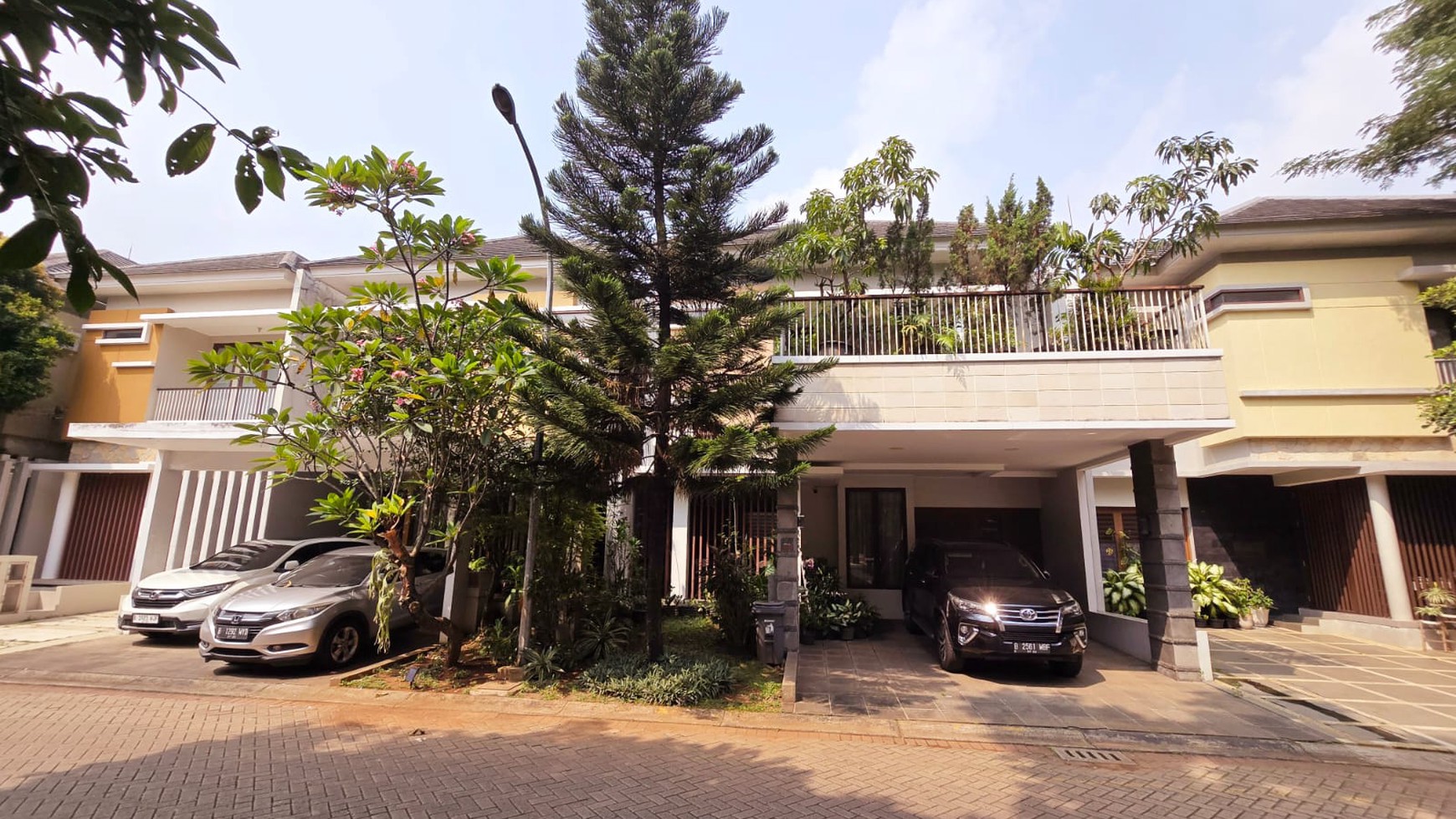 Rumah Hitung Tanah Area Cipete