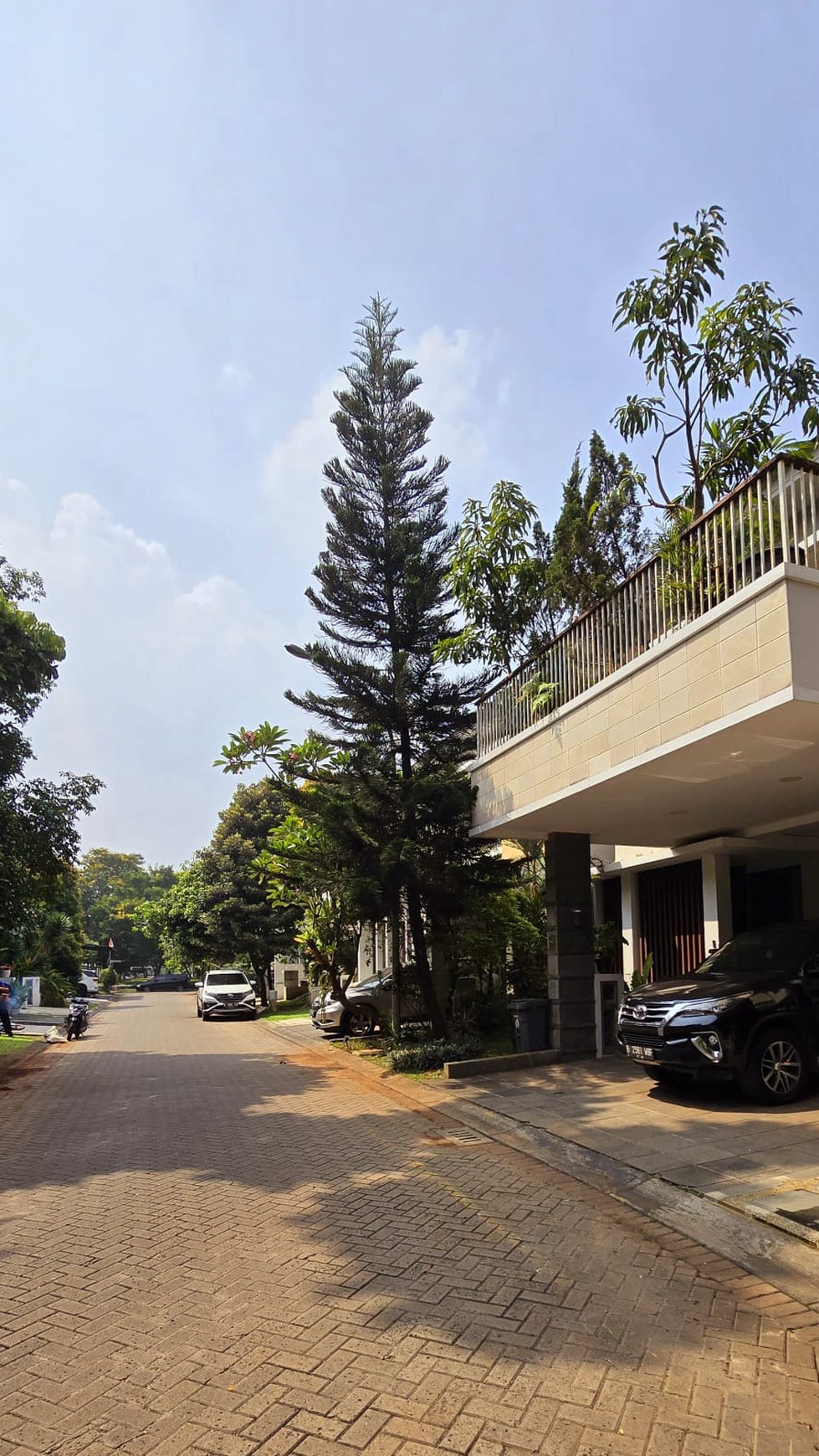 Rumah Hitung Tanah Area Cipete