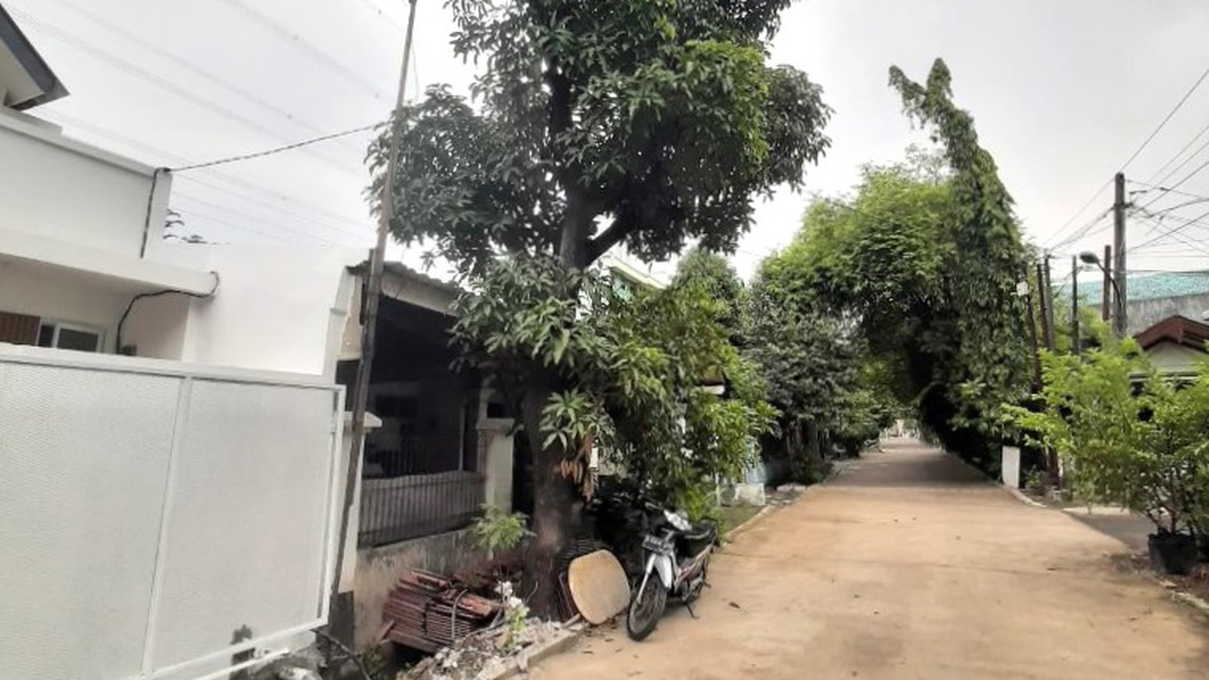 Rumah Hitung Tanah Area Cipete