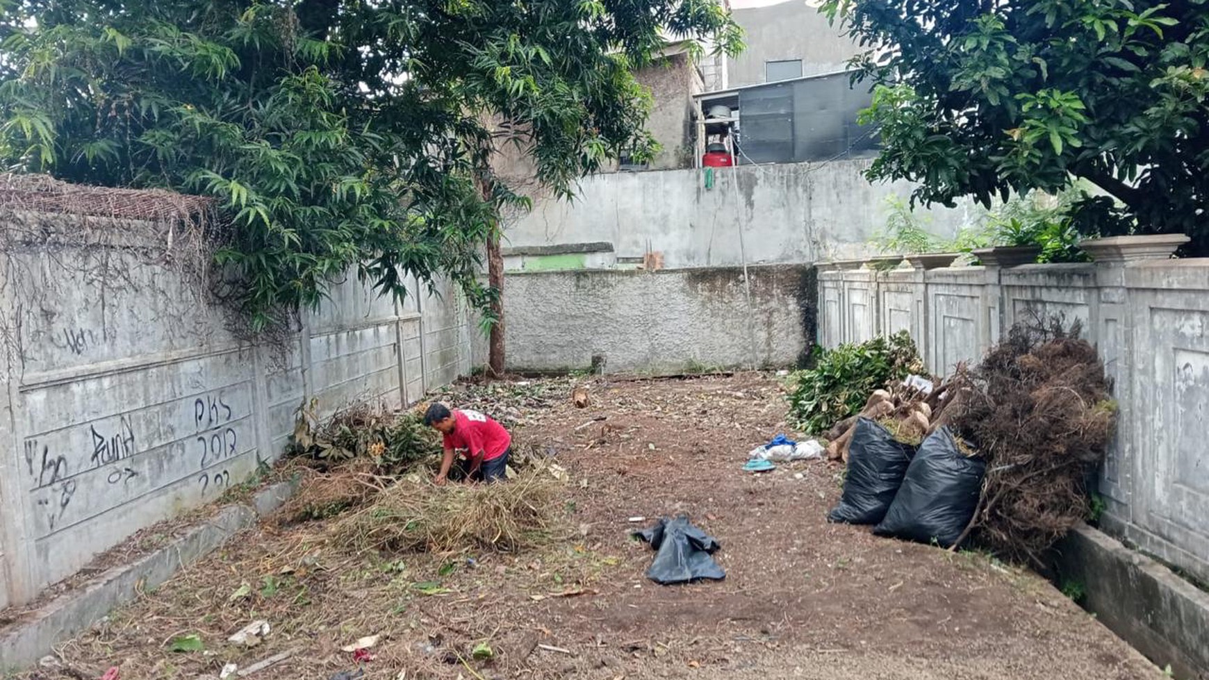 Rumah Hitung Tanah Area Cipete