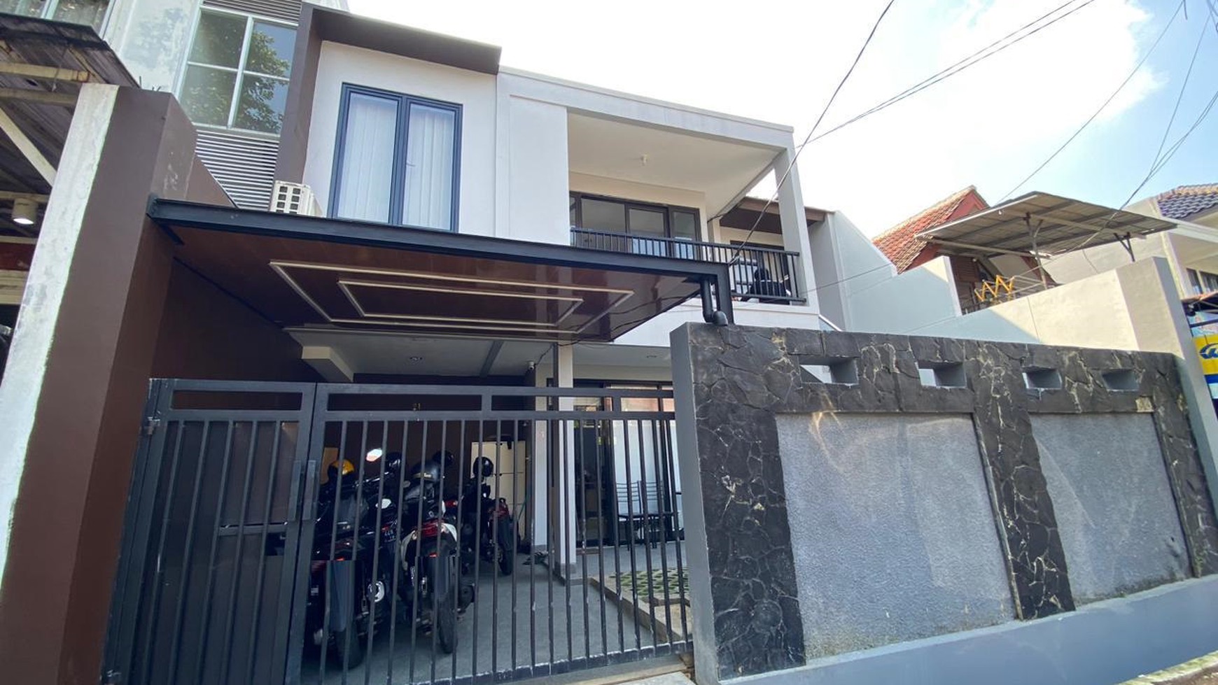 Rumah Hitung Tanah Area Cipete