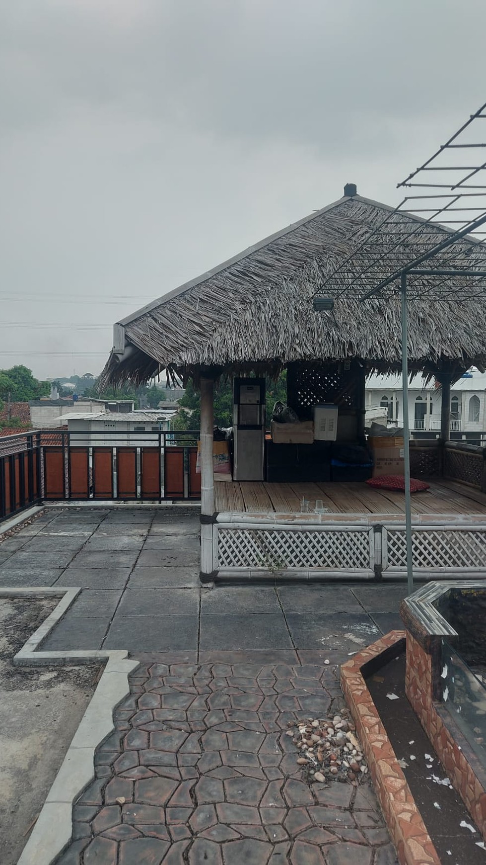 Rumah Hitung Tanah Area Cipete