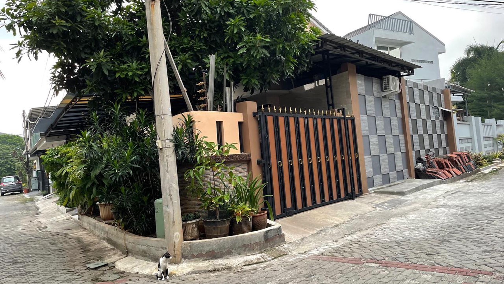 Rumah Hitung Tanah Area Cipete