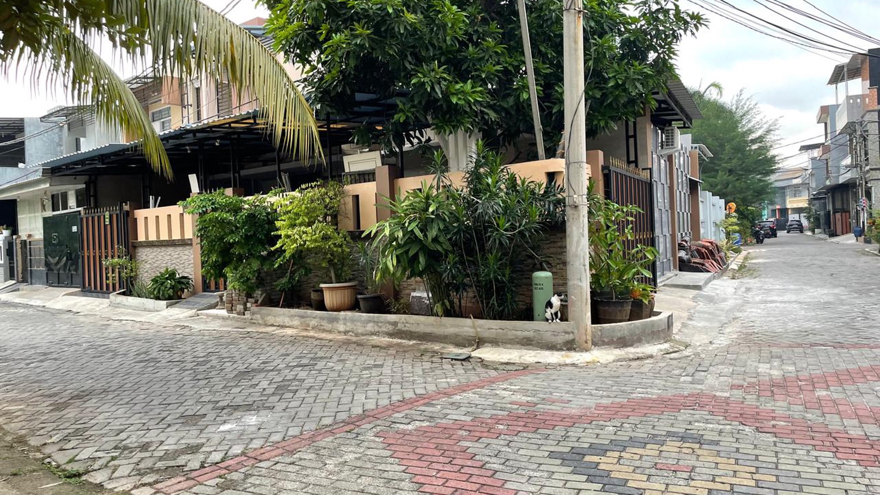 Rumah Hitung Tanah Area Cipete