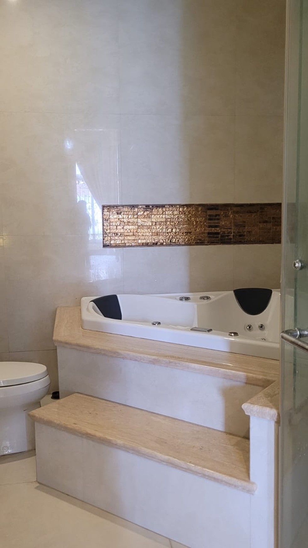 Rumah Mewah, Siap Huni, dan Hunian Asri @Kebayoran Essence Bintaro