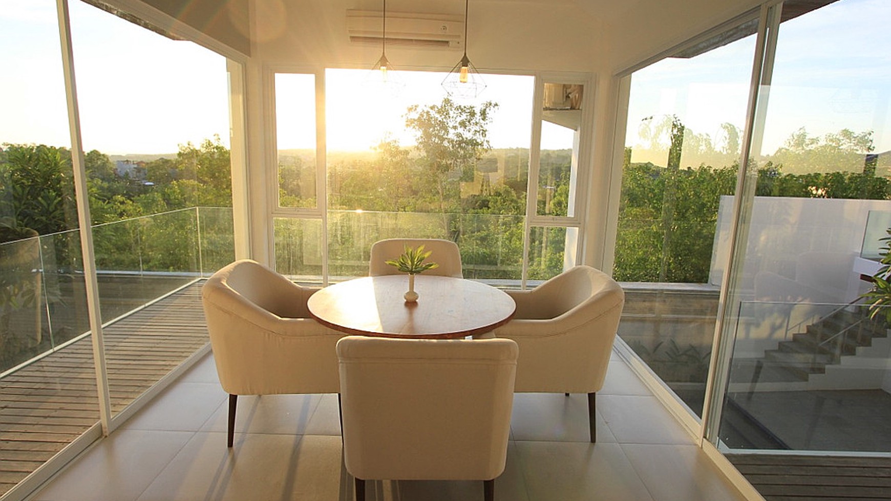 Villa Freehold 6 Bedrooms Ocean View in Ungasan Bali