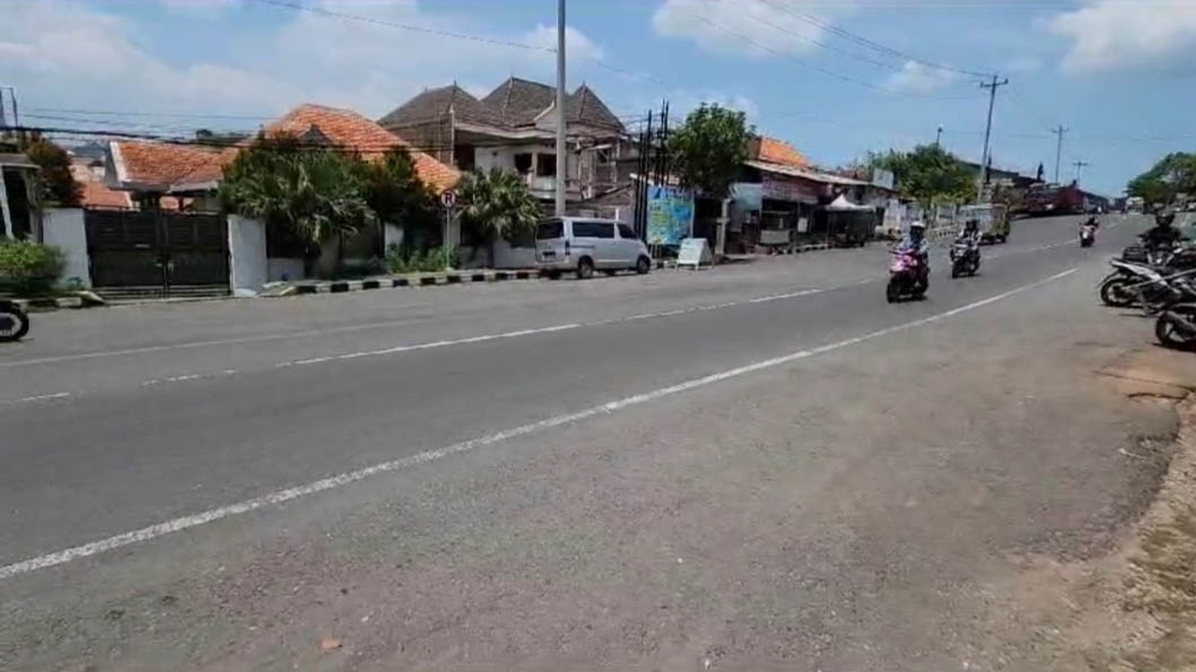 Rumah Jl WR. Supratman, Semarang Luas 749m2