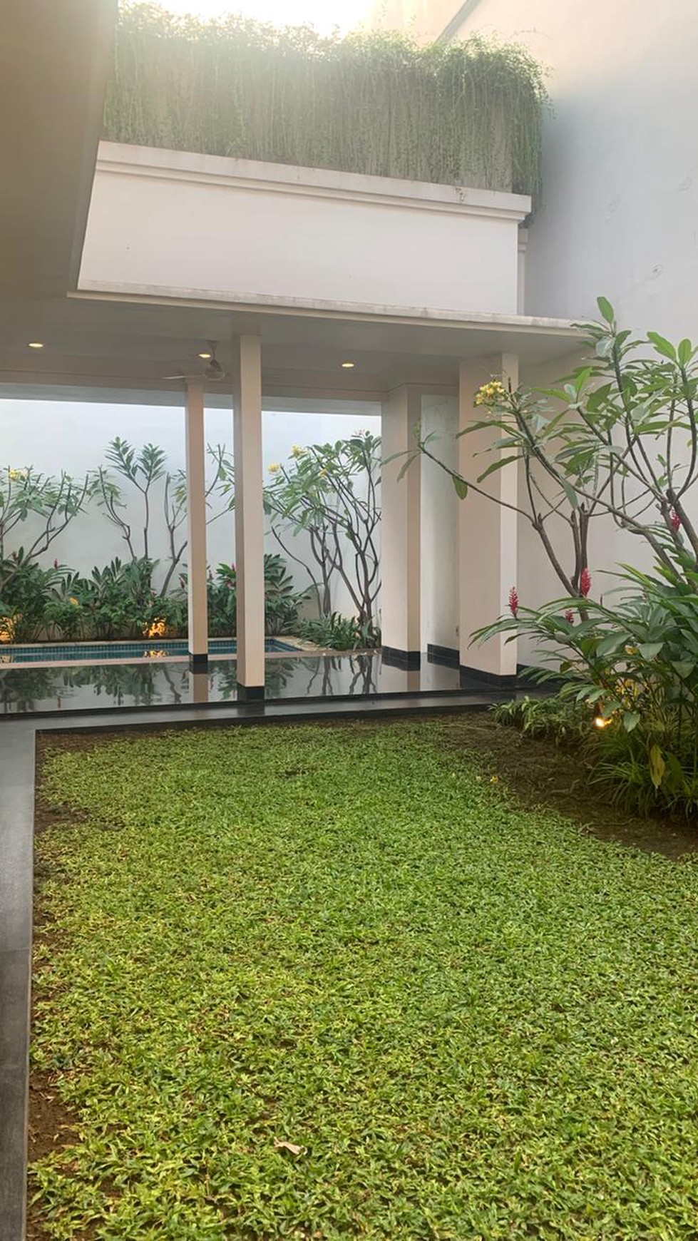 Rumah Bagus Di Gedung Hijau Pondok Indah Jakarta Selatan