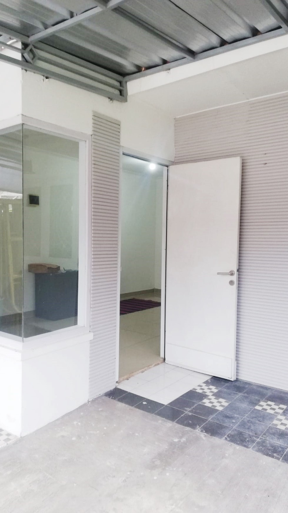 Rumah Bagus Di Cornelia Residence Graha Raya Bintaro Jaya