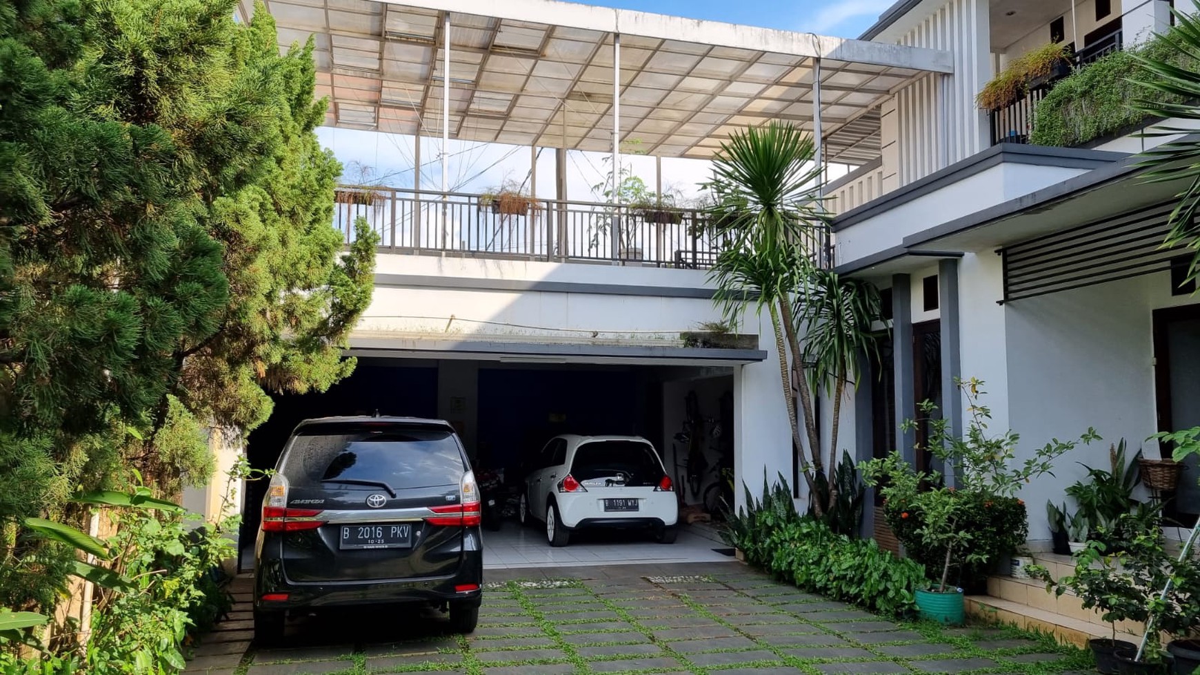 Rumah Bagus Di Mekar Baru Town House Cirendeu Tangerang Selatan