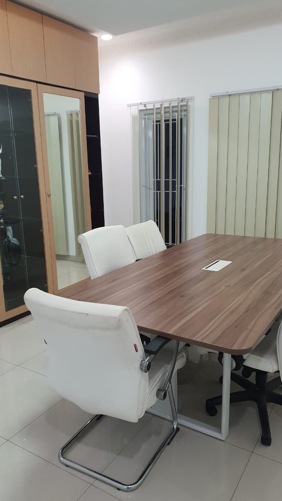 Dijual Kantor Area Pasar Minggu, Jakarta Selatan 