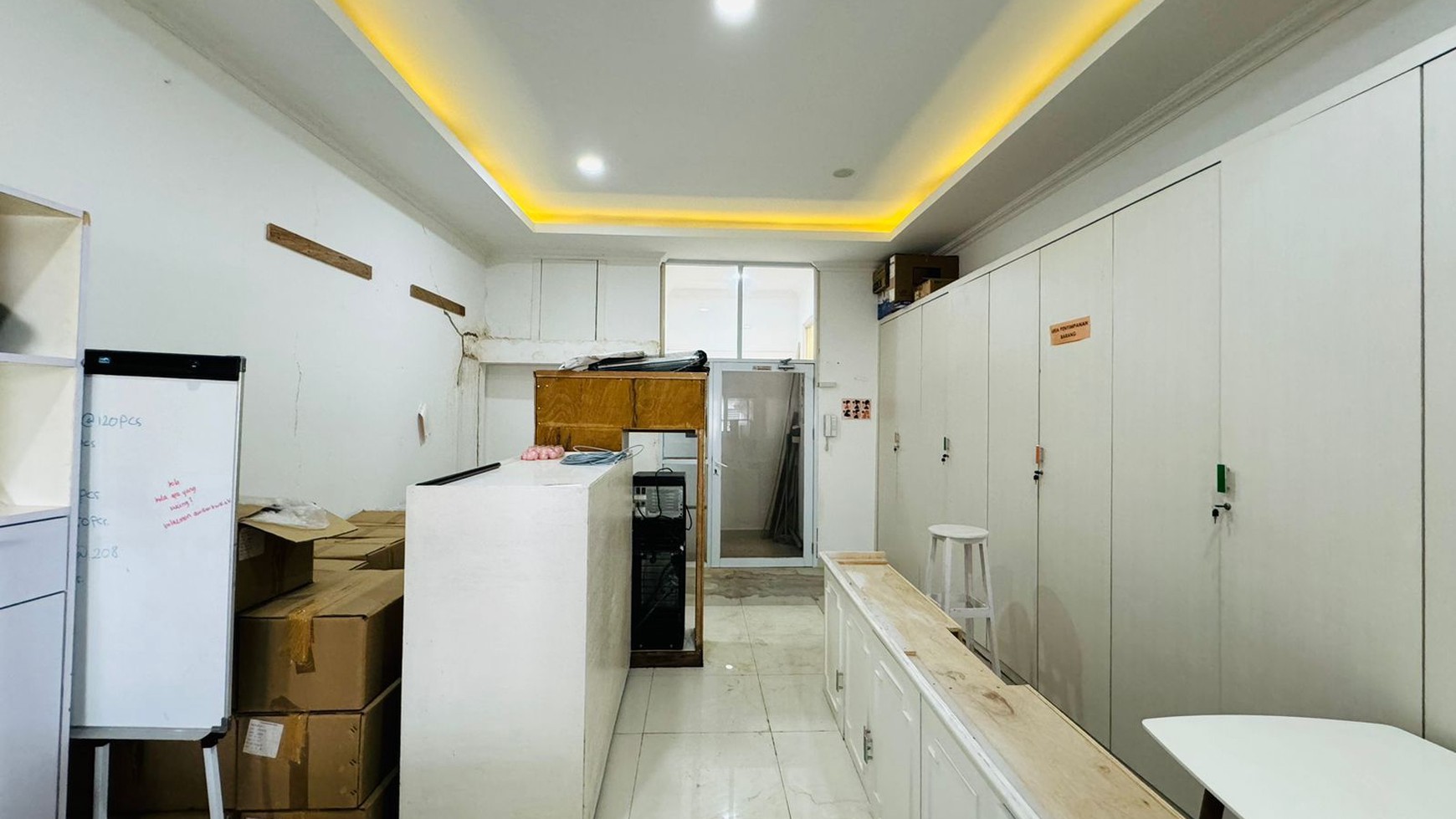 Ruko Siap Pakai Semi Furnished dan Kawasan Strategis @Tebet