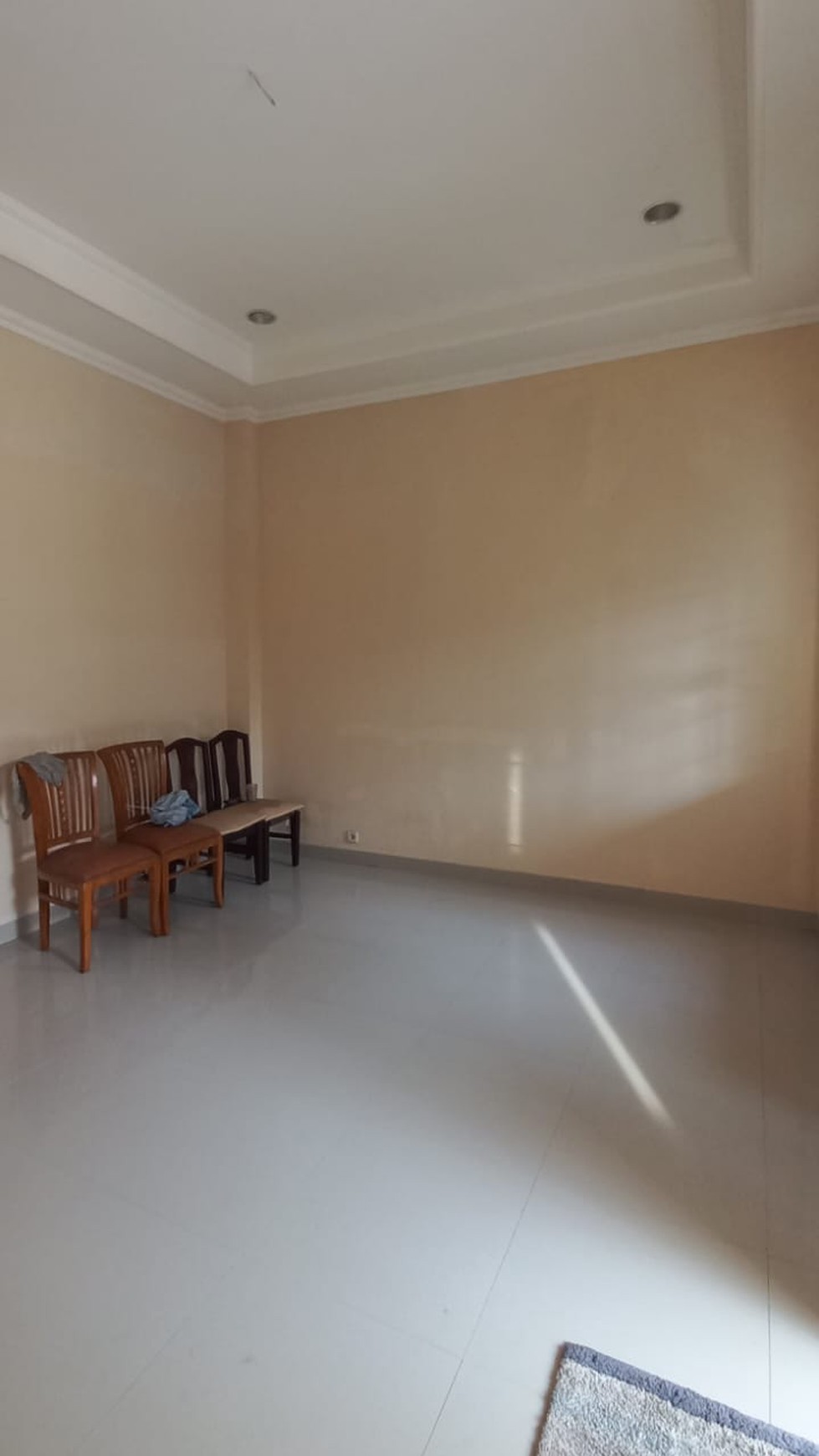 Dijual Rumah di area Cluster Asia Banjar wijaya kota Tangerang