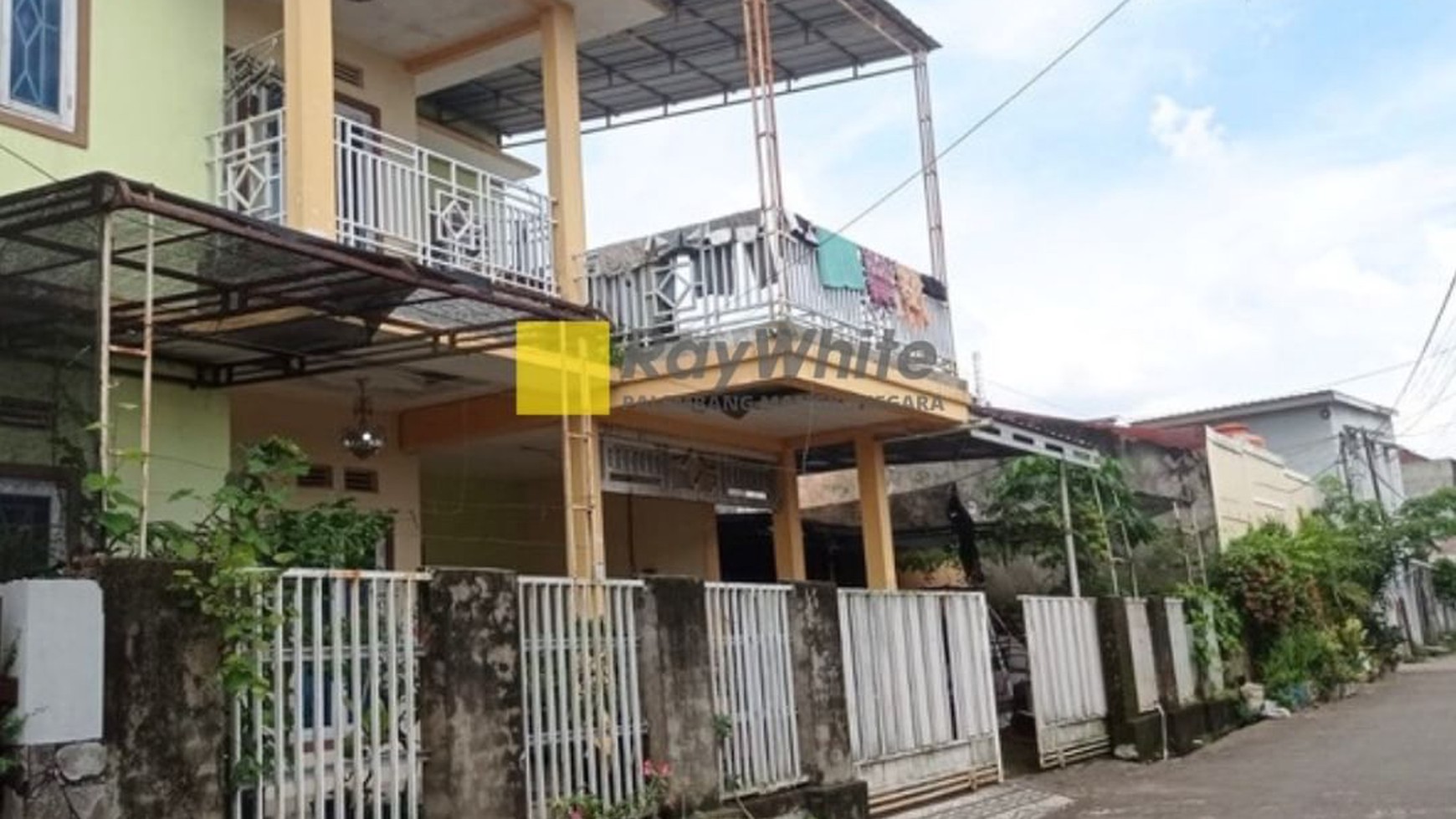 Dijual Rumah 2 Lantai di Talang Kelapa