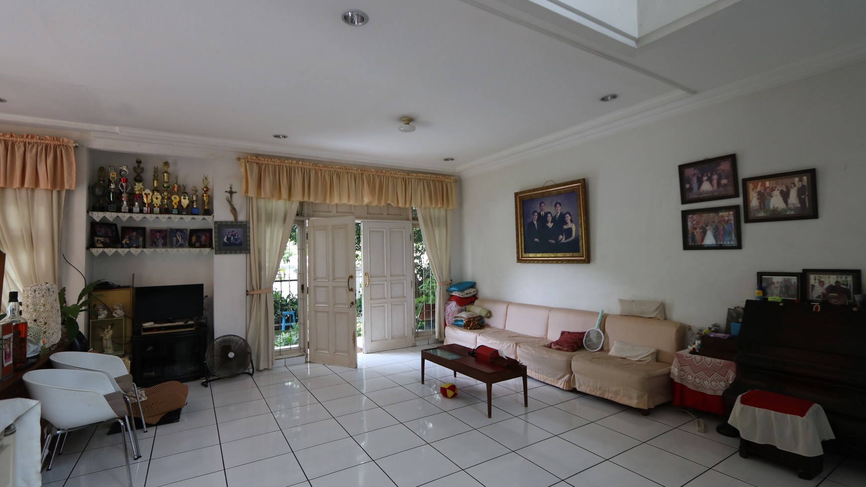 Rumah Hitung Tanah Area Cipete