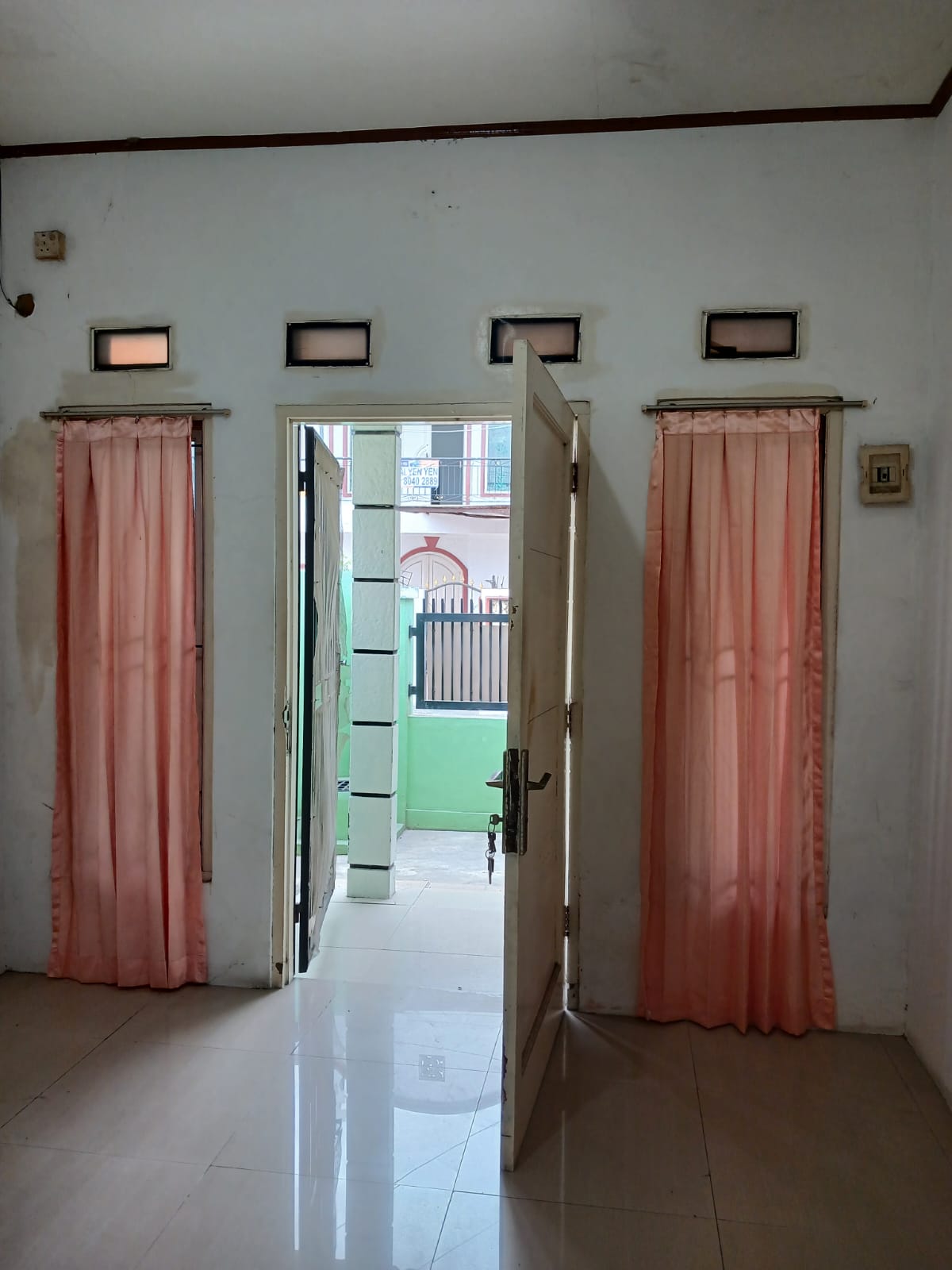 Rumah Hitung Tanah Area Cipete