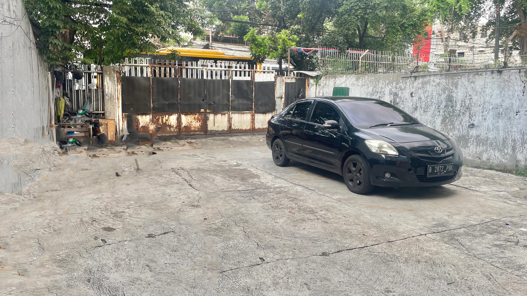 Rumah Hitung Tanah Area Cipete