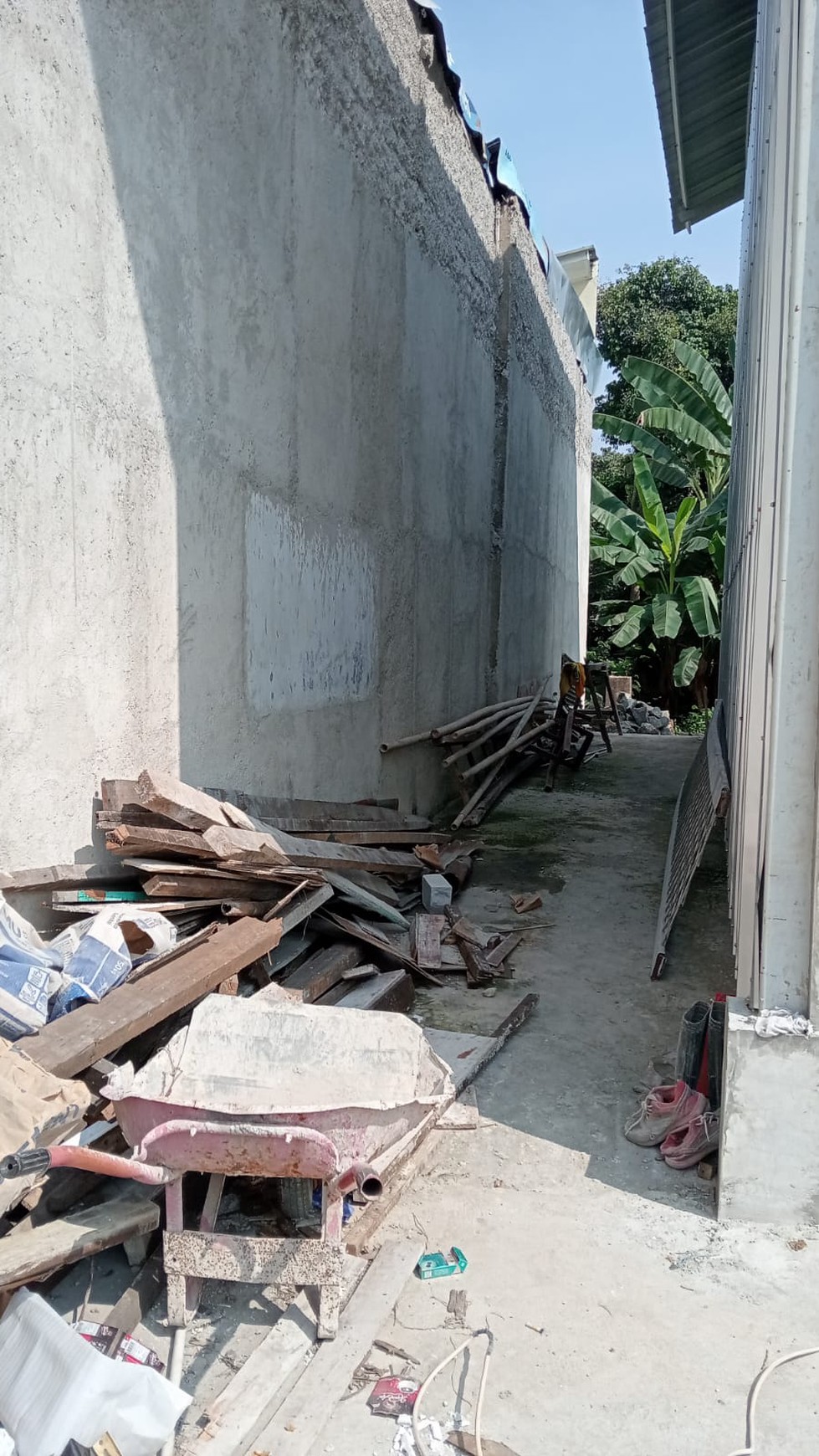 Rumah Hitung Tanah Area Cipete