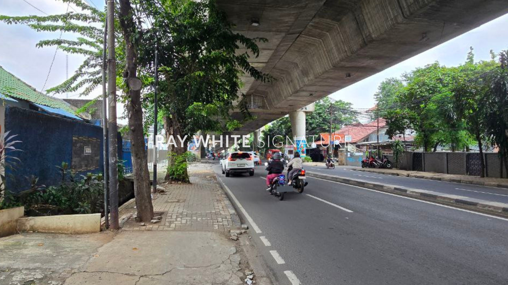 Rumah Hitung Tanah Area Cipete