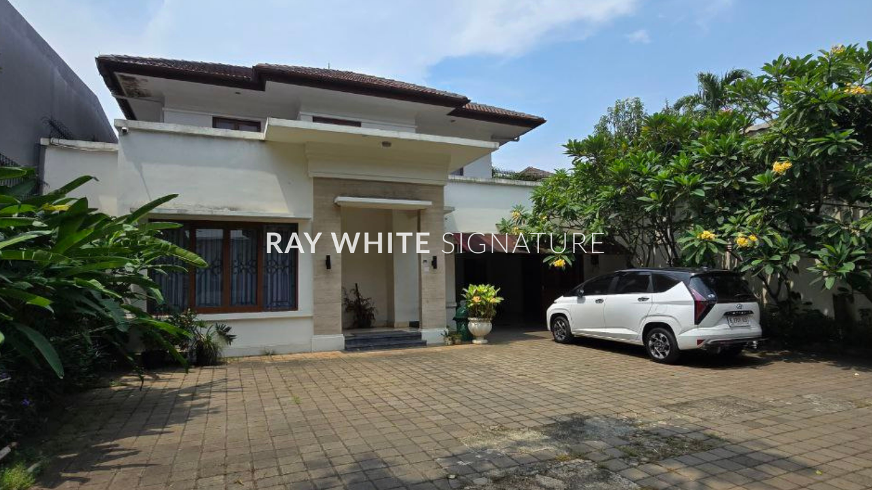 Rumah Hitung Tanah Area Cipete