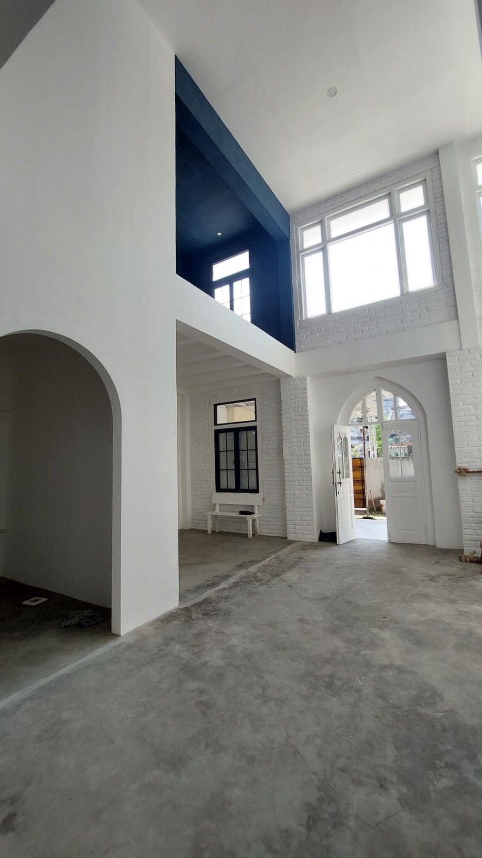 Rumah bagus, brand new, lokasi strategis di Bintaro