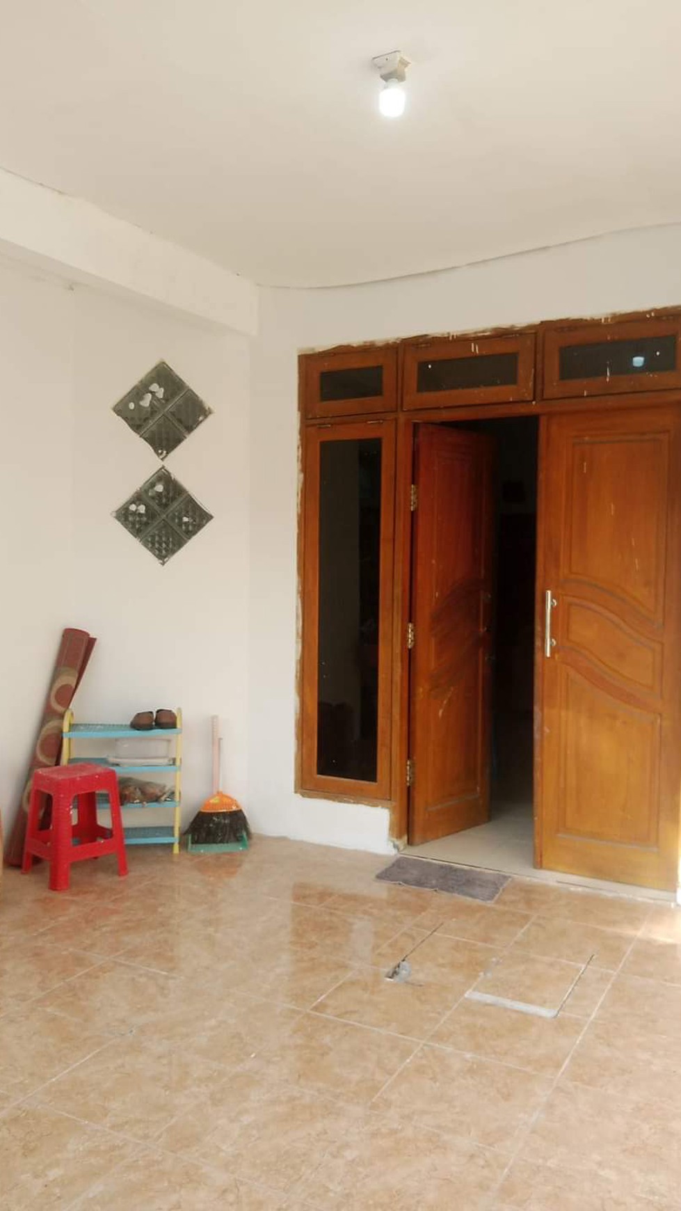 Rumah Klasik Semi Furnish Dijual Sangat Murah Dan Sudah Shm 