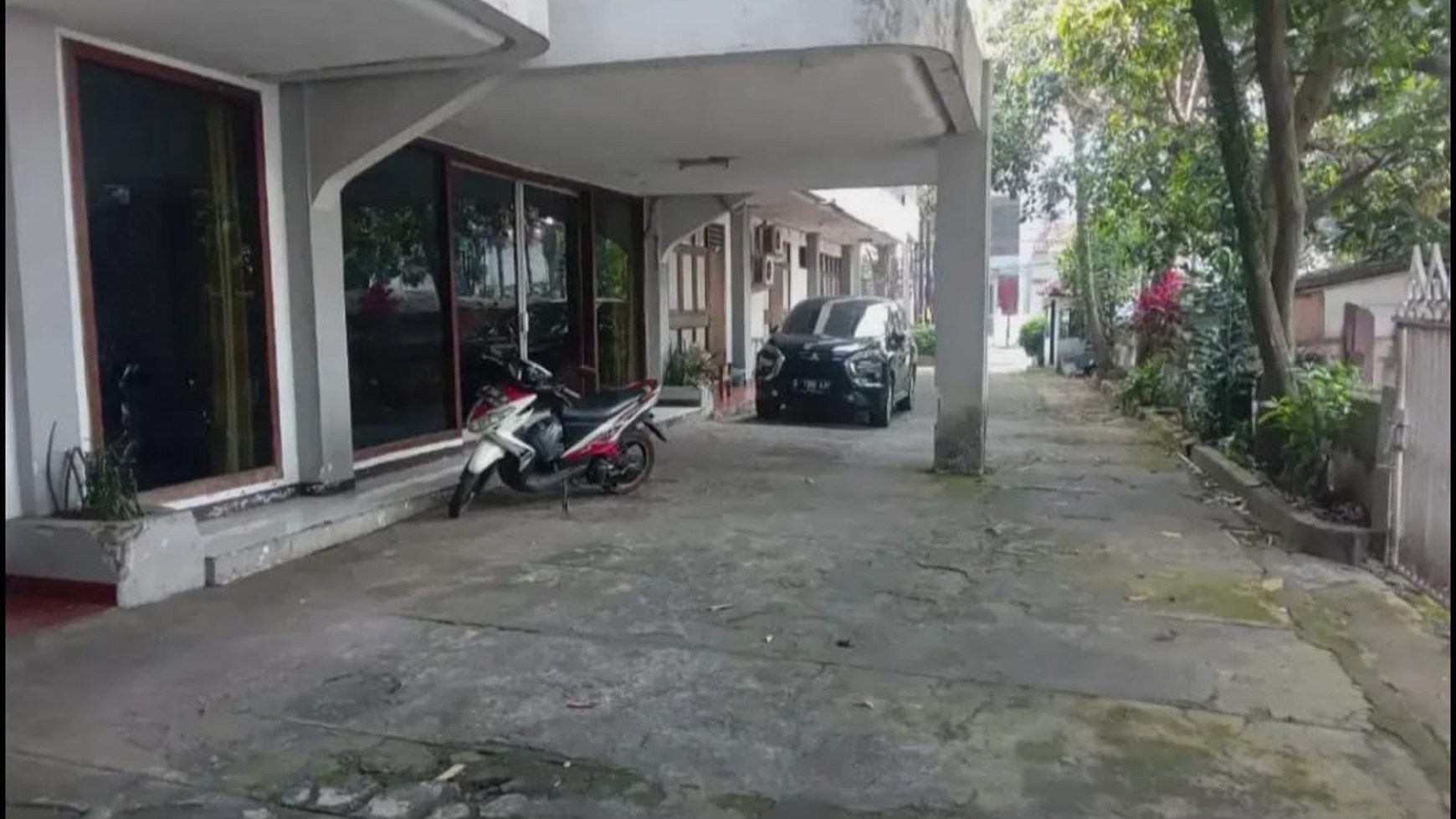 Hotel Bandung dijual 50 Kamar Mainroad Bandung Nego Sampai Deal