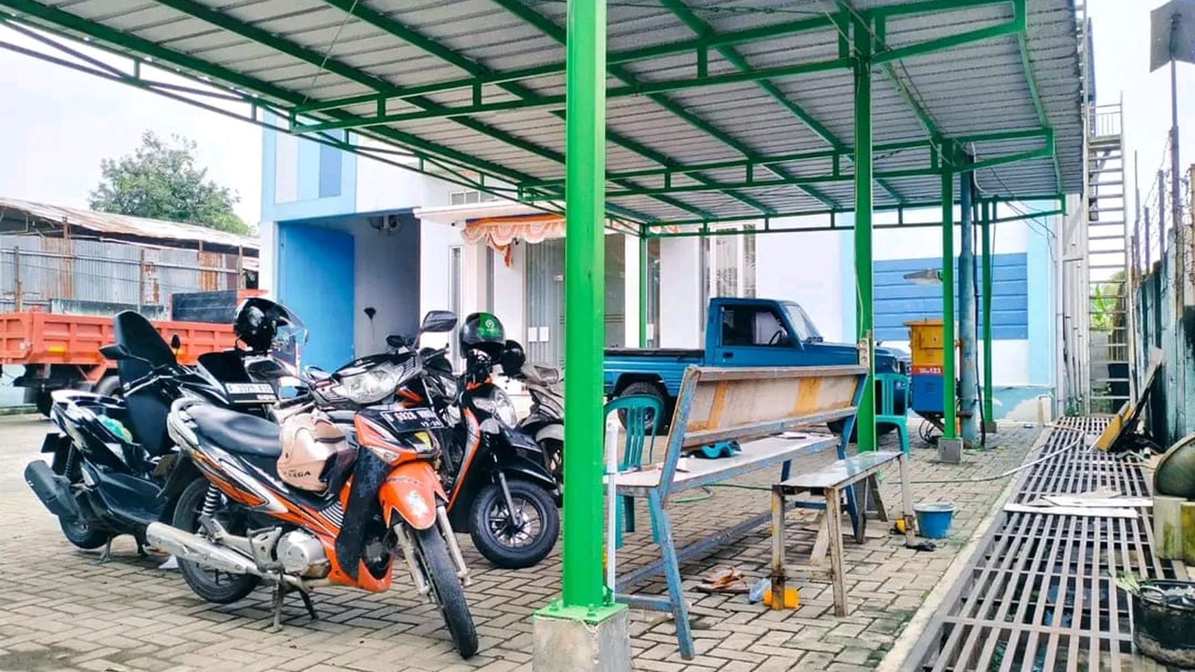 Murah Gudang di Dekat Taman Tekno Muncul