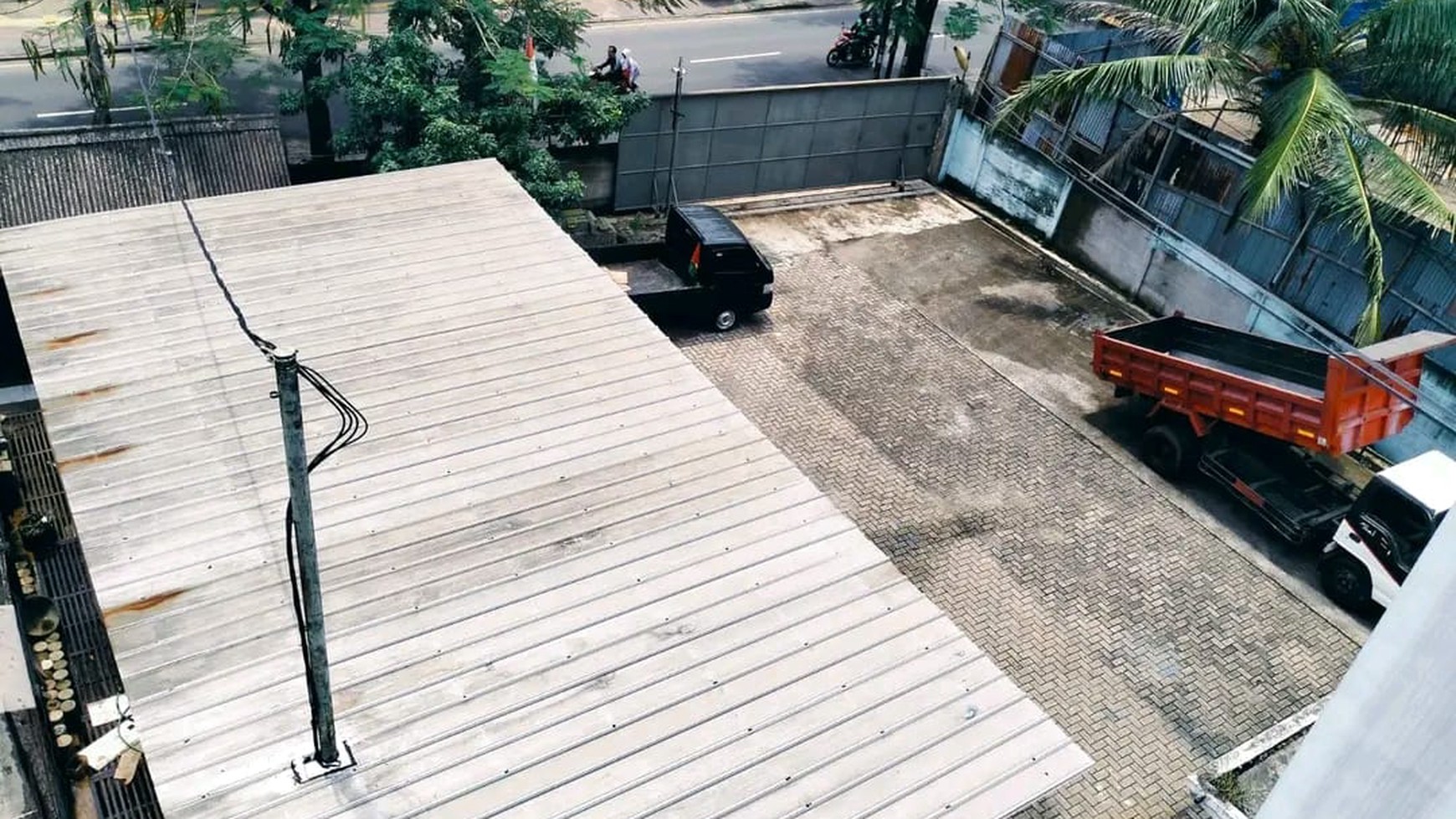 Murah Gudang di Dekat Taman Tekno Muncul