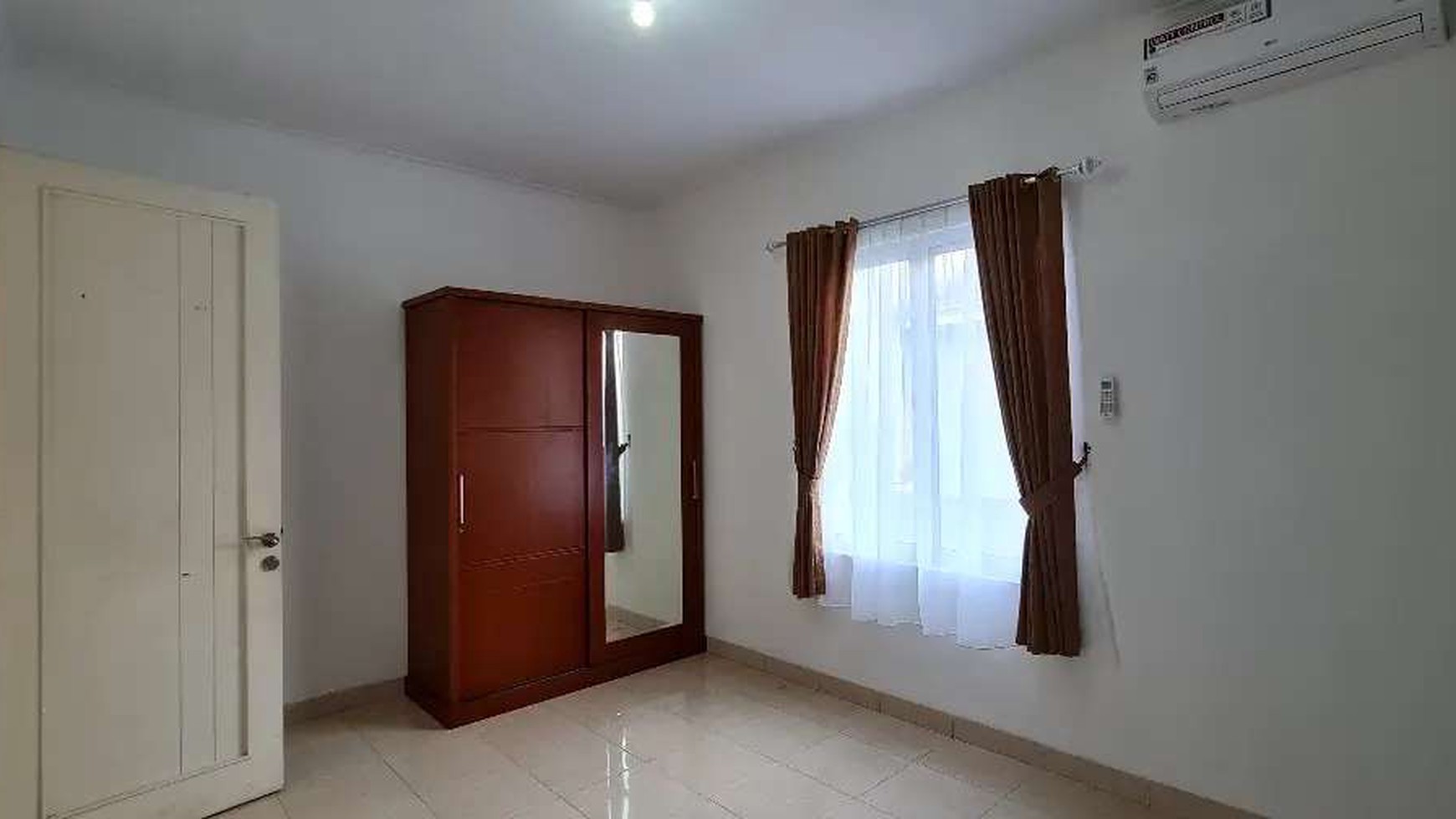Termurah. Rumah Bagus Delatinos Patagonia, BSD