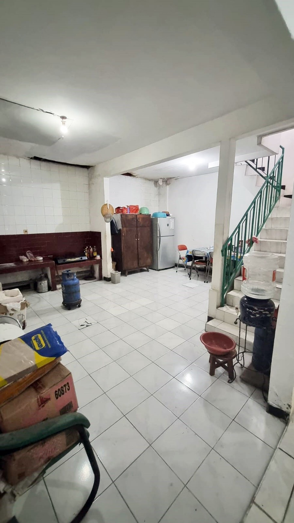 Rumah di Bendul Merisi Selatan Surabaya Selatan, 1.5 Lantai, Bagus + Terawat