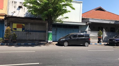 1722. Dijual Ruko itung tanah Jl Ahmad Yani, Kauman Bangil Pasuruan 