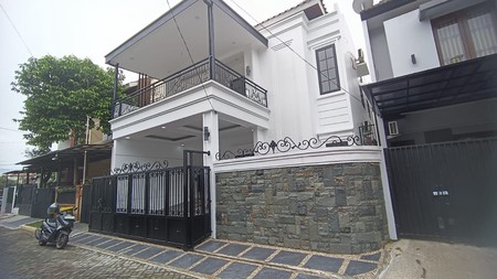 Rumah baru full renovasi di Griya Loka